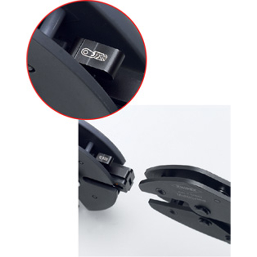 Verwendung von Zange für elektrische Stecker 520