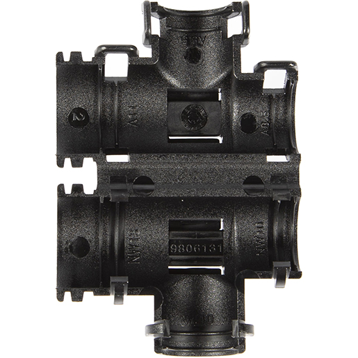 Détail de RACCORD T 13-10-10 305