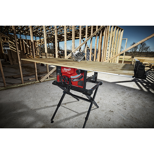 Verwendung von Sägebank M18 FUEL One-Key 500