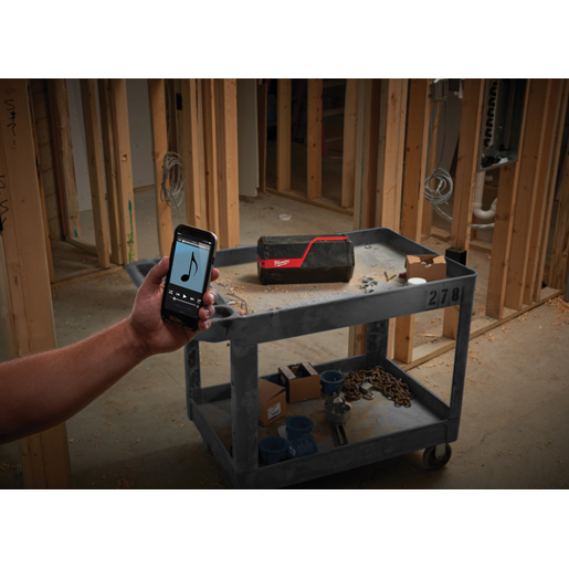 Verwendung von Lautsprecher packout mit M12 Powerbank 500