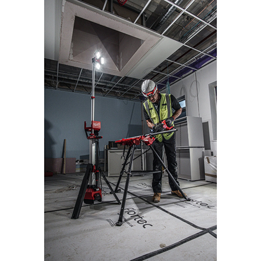 Uso de Trípode de iluminación híbrido led M18 500