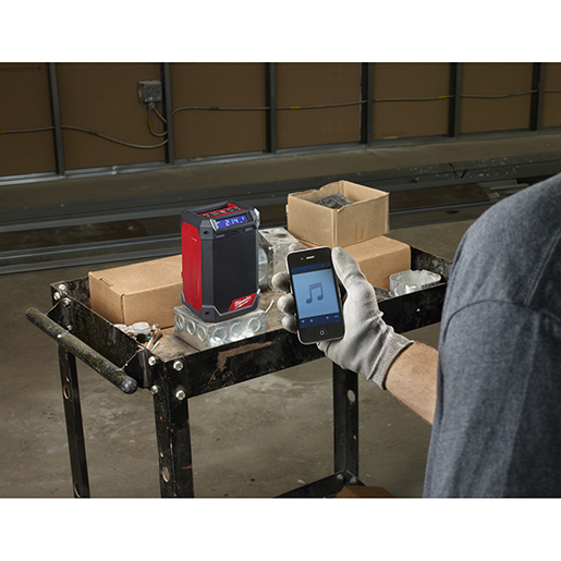 Verwendung von Radio DAB+ M12 Batterie/Strom und Ladegerät M12 500