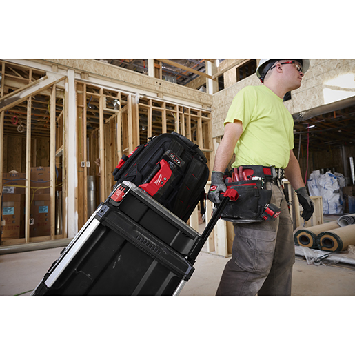 Verwendung von Drehbarer LED-Scheinwerfer mit Powerbank M12 PACKOUT 500