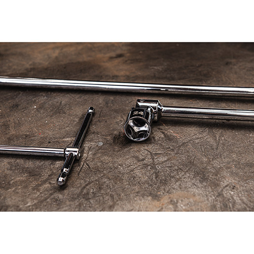 Uso di Chiave a T con bussola esagonale snodata 505