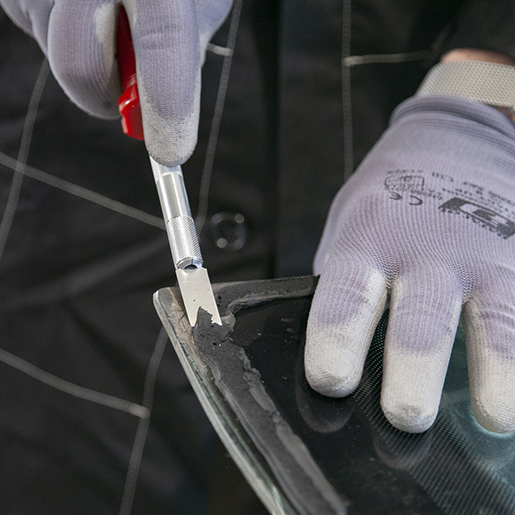 Utilisation de GRATTOIR POUR PARE BRISE 505