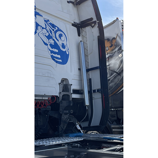 TANICA ACQUA TUBO INOX BA SCANIA S N.GEN Uso di TANICA ACQUA TUBO INOX BA SCANIA S N.GEN 500