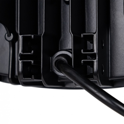 Dettaglio di Faro LED con luce di posizione + stroboscopica X-SPIDER 315