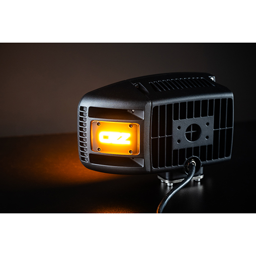 ARBEITSSCHEINWERFER LED RE/LI OZZ XH1 Detail von ARBEITSSCHEINWERFER LED RE/LI OZZ XH1 330