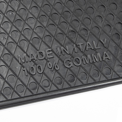 Détail de TAPIS CAOUTCHOUC 4 PCS 300