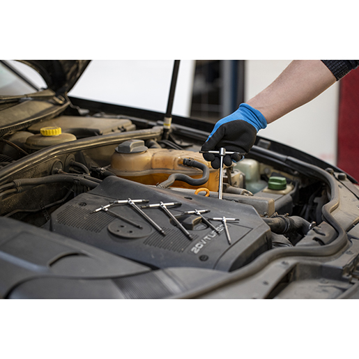 Uso di SET CHIAVI A T 3 TESTE 6PZ 500