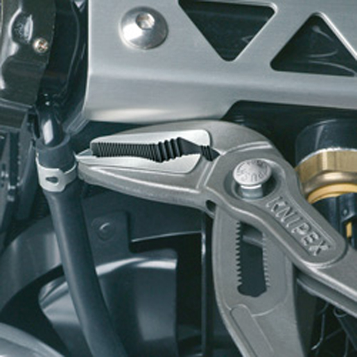 Utilisation de PINCE REGLABLE TUYAUX-ECROU MM 250 505