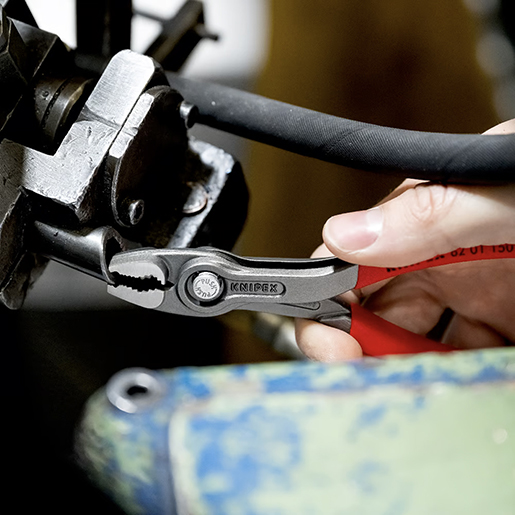 Utilisation de PINCE FRONTALE 150 MM 505