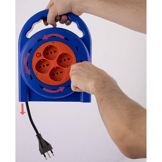Verwendung von 10-Meter-Kabeltrommel mit 4 Schuko-Steckdosen 500