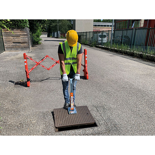 Utilisation de LÈVE-PLAQUE D’ÉGOUT RECTANGULAIRE 500