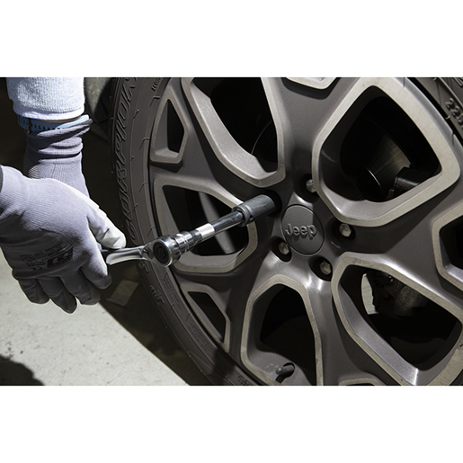 Verwendung von RADSCHLÜSSEL JEEP 11/16" 500