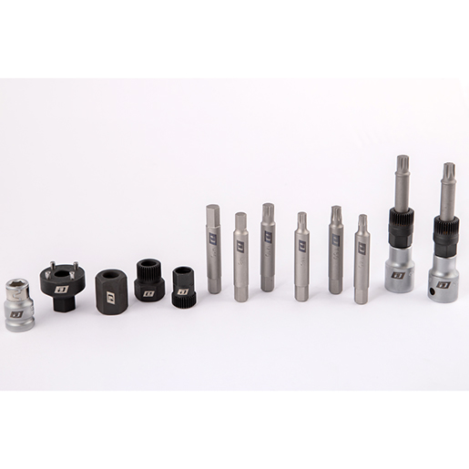 Contenu de JEU DE DOUILLE ALTERNATEUR 13 PC 200