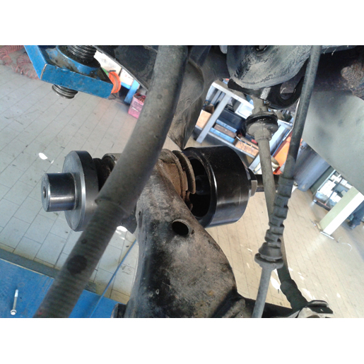 Uso di INTRODUTTORE SILENBLOCK FIAT 505