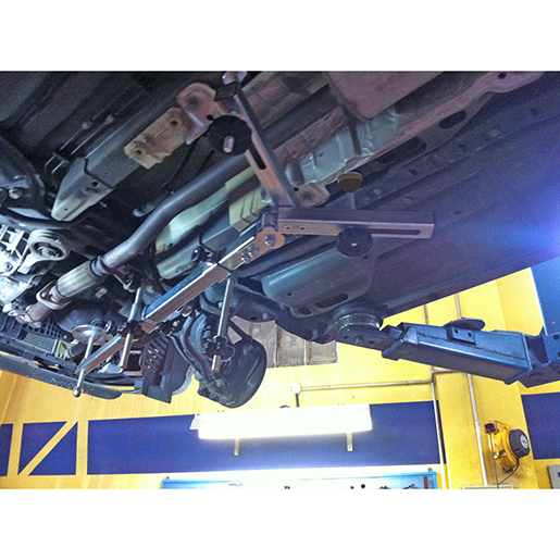 Verwendung von Teleskopische Motorstütze 400 kg 505