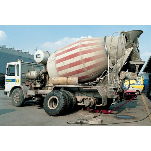 Uso di CRICK OLEOPNEUMATICO    33 T 500