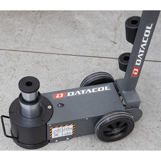 Sollevatore idraulico a batteria a 2 sfilate 40 – 20 t Dettaglio di Sollevatore idraulico a batteria a 2 sfilate 40 – 20 t 305