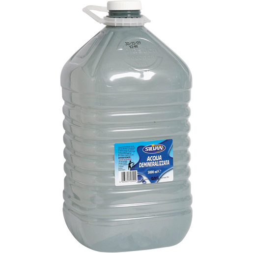 Acqua demineralizzata